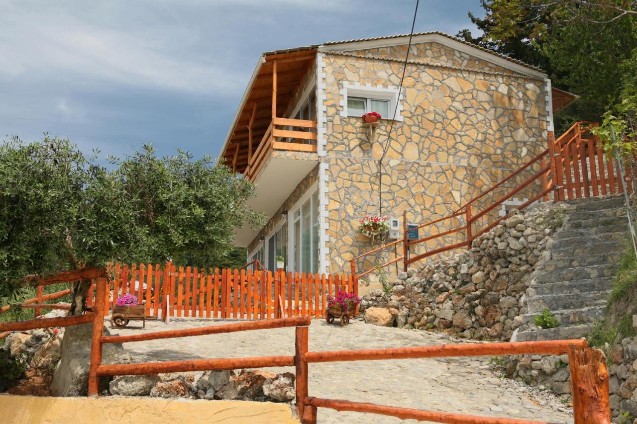 Villa- Nefeli Άγιος Γόρδιος Εξωτερικό φωτογραφία